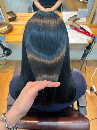 セミロング カラー 🫧艶髪デザイナー 🫧白石航汰のヘアスタイル