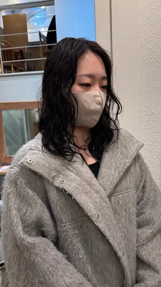 セミロング パーマ 原宿/パーマ 🧺ユウマのヘアスタイル