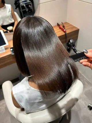 ミディアム 美髪ヘア 🤍erikaのヘアスタイル