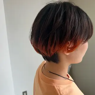 ショート カラー 艶ハイトーン🔆 ️️️安座間 希のヘアスタイル