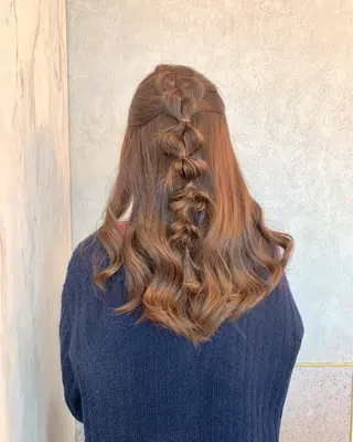 セミロング ヘアアレンジ 新宿/韓国レイヤー/ 顔周りカット松本美晴のヘアスタイル