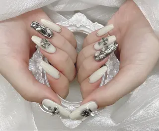 ネイル Min min nail salonのネイルデザイン