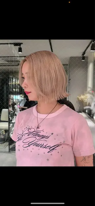 ショート カラー Qin所属・ハイトーン特化 🌟  ミキのヘアスタイル