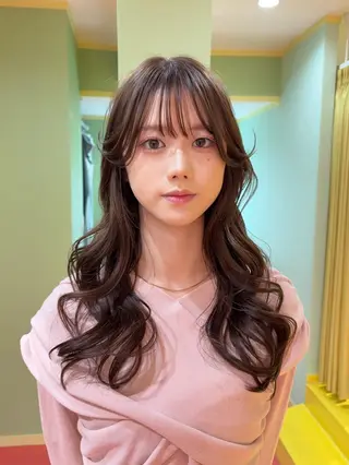 カラー ロング 山本 真之介のヘアスタイル