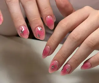 ネイル Pure&Rich Nailのネイルデザイン