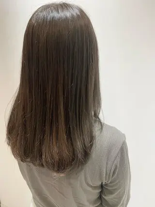 ミディアム カラー 🐺ウルフ/レイヤー 似合わせ‎🤍沙羅のヘアスタイル