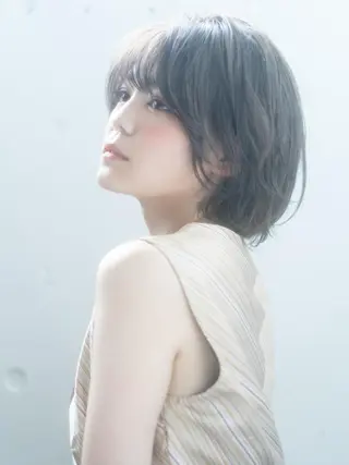 ショート カラー 🎀ハイトーン/レイ ヤー/Reina🎀のヘアスタイル