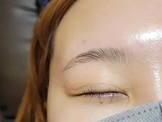 マツエク・マツパ 💜bora .のネイルデザイン