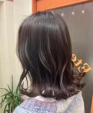 カラー 八馬 那由多のヘアスタイル