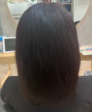 セミロング カラー せと みずはのヘアスタイル
