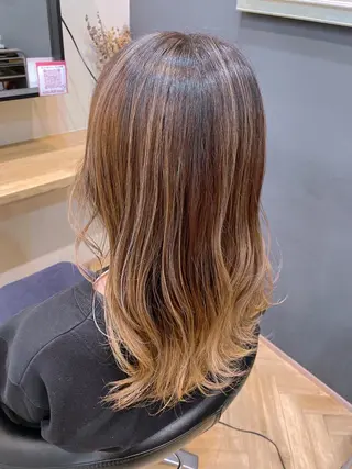 ミディアム 韓国ヘア/レイヤー 🇰🇷/艶髪/長橋のヘアスタイル