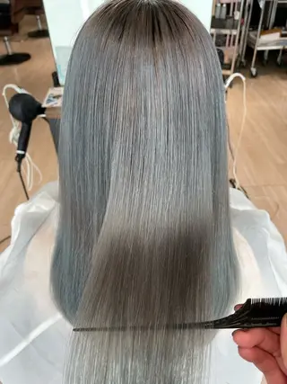 セミロング 艶カラー/アレンジ/ はまぐちうみのヘアスタイル