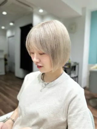 ショート カラー Ruset所属・ハイトーン/ボブ特化 /美髪矯正/SOMAのヘアスタイル