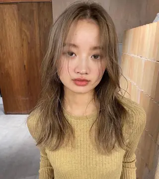 カラー もとよし ももかのヘアスタイル