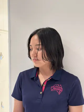 ミディアム 飯田 真澄のヘアスタイル