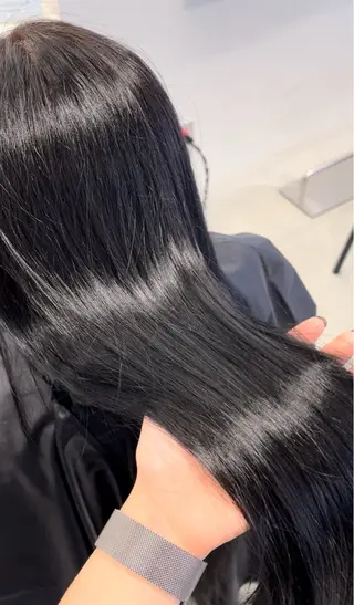 ロング 羽鳥 菜々子のヘアスタイル