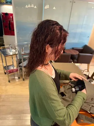 セミロング カラー パーマ L'arte所属・松並 直のヘアスタイル