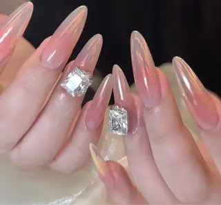 ネイル F+nail所属・F +nailのネイルデザイン