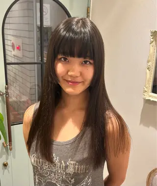 セミロング 🍓女性専用サロン/ こころ🍓のヘアスタイル