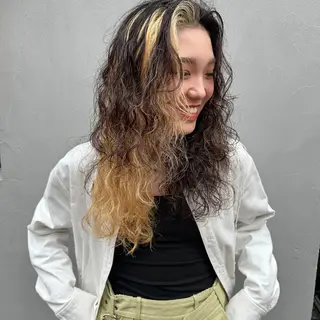 ロング カラー パーマ FBeauty 青山店所属・パーマ特化美容師 表参道のヘアスタイル