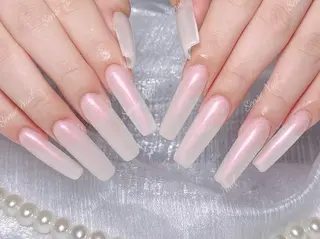 ネイル Queening 🦋のネイルデザイン