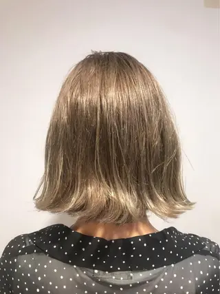 ミディアム カラー 美髪・髪質改善 有田怜平のヘアスタイル