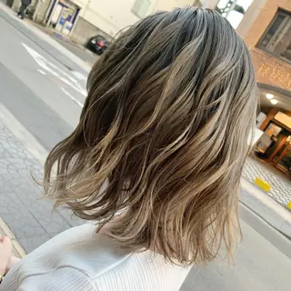 ミディアム yoshi （髙橋）のヘアスタイル