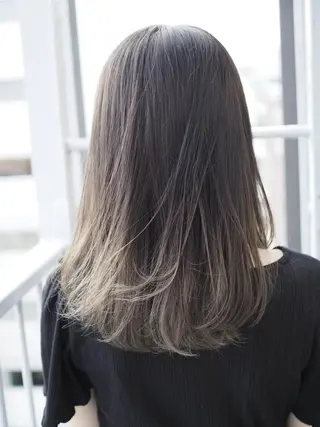 ミディアム カラー メンズハイトーン メンズバレイヤージュのヘアスタイル