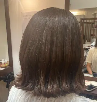 ショート MOLLASALON 浅香山店所属・ツジ モモカのヘアスタイル