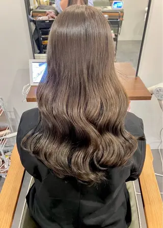 カラー シウ門前仲町所属・圓岡 睦美のヘアスタイル