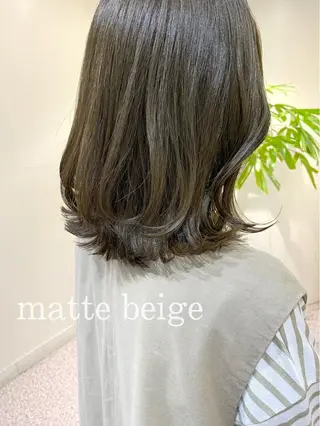 ミディアム カラー clomus所属・YUKA艶髪 🌸寛ぎ部屋のヘアスタイル