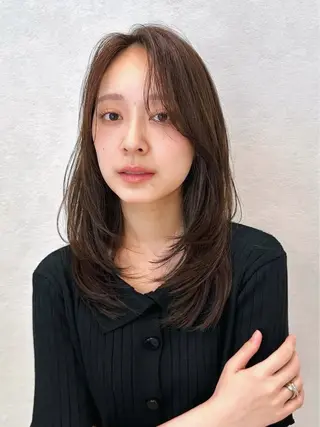 ミディアム カラー パーマ 🫧小顔×似合わせ× 透明感カラー🫧のヘアスタイル