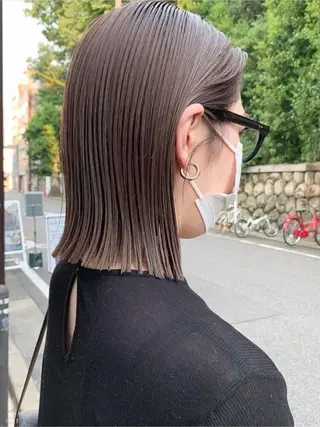 ミディアム レイヤー小顔ショート 吉田ジョウのヘアスタイル