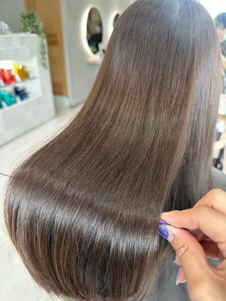 ロング 赤み消し/オリーブ カーキ/福田れんのヘアスタイル