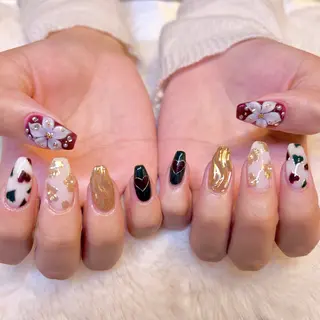 ネイル nail salon e'mu💐のネイルデザイン
