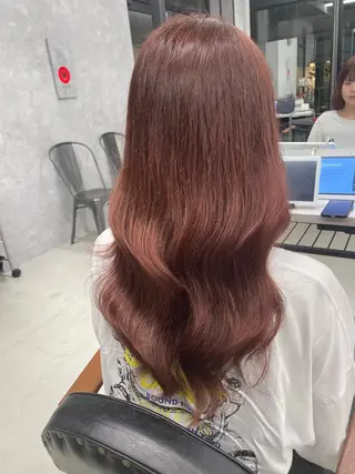 カラー LUXBE LUCE所属・LUXBE LUCE 愁のヘアスタイル