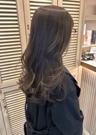 セミロング カラー ヘアアレンジ サナ / elto四条烏丸のマツエク・マツパデザイン