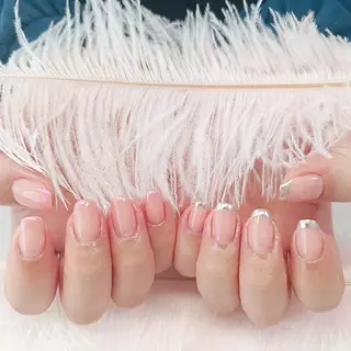 ネイル YUYI.nail salon所属・Mi Naのネイルデザイン