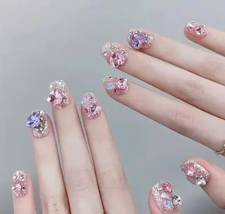 ネイル AngelChris ビューティーサロンのネイルデザイン