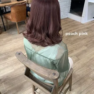 ミディアム カラー 伊賀上 璃亜のヘアスタイル