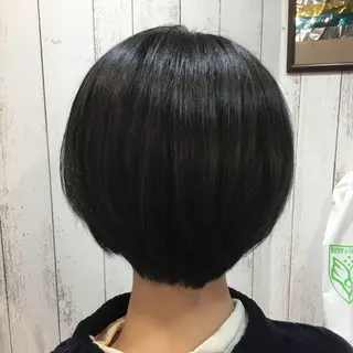 ショート カラー パーマ embrace エンブレイスのヘアスタイル