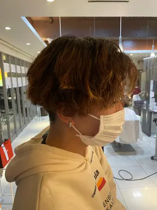 ショート パーマ 静岡/草薙パーマ メンズバレイヤージュのヘアスタイル