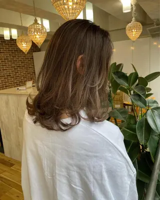 ミディアム カラー Tao所属・藤川 大智のヘアスタイル