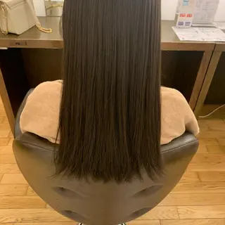 ロング 透明感カラー/ 岡田澪香のヘアスタイル