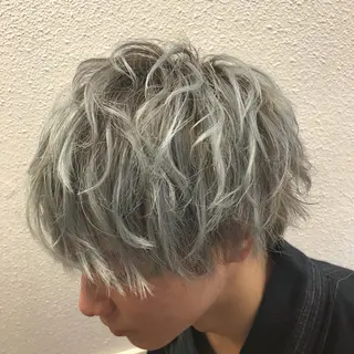 ショート カラー 髪質改善/美髪矯 正ヤマモトハルキのヘアスタイル