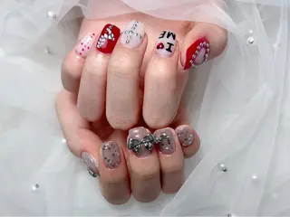 ネイル Laule'a Nail 新宿【ラウレアネイル】所属・Yu Yuのネイルデザイン