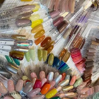 ネイル 森のさんぽ道所属・ショートネイル 森のさんぽ道のネイルデザイン