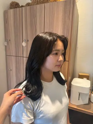 セミロング 小宮山 桃加のヘアスタイル