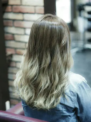 セミロング ロング カラー Luxian所属・辻 竜也　のヘアスタイル