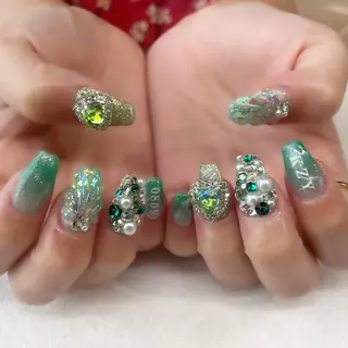 ネイル 🌈🐰 saki. m 🐰🌈のネイルデザイン